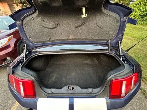 Used 2012 Ford Mustang Premium RWD image 18