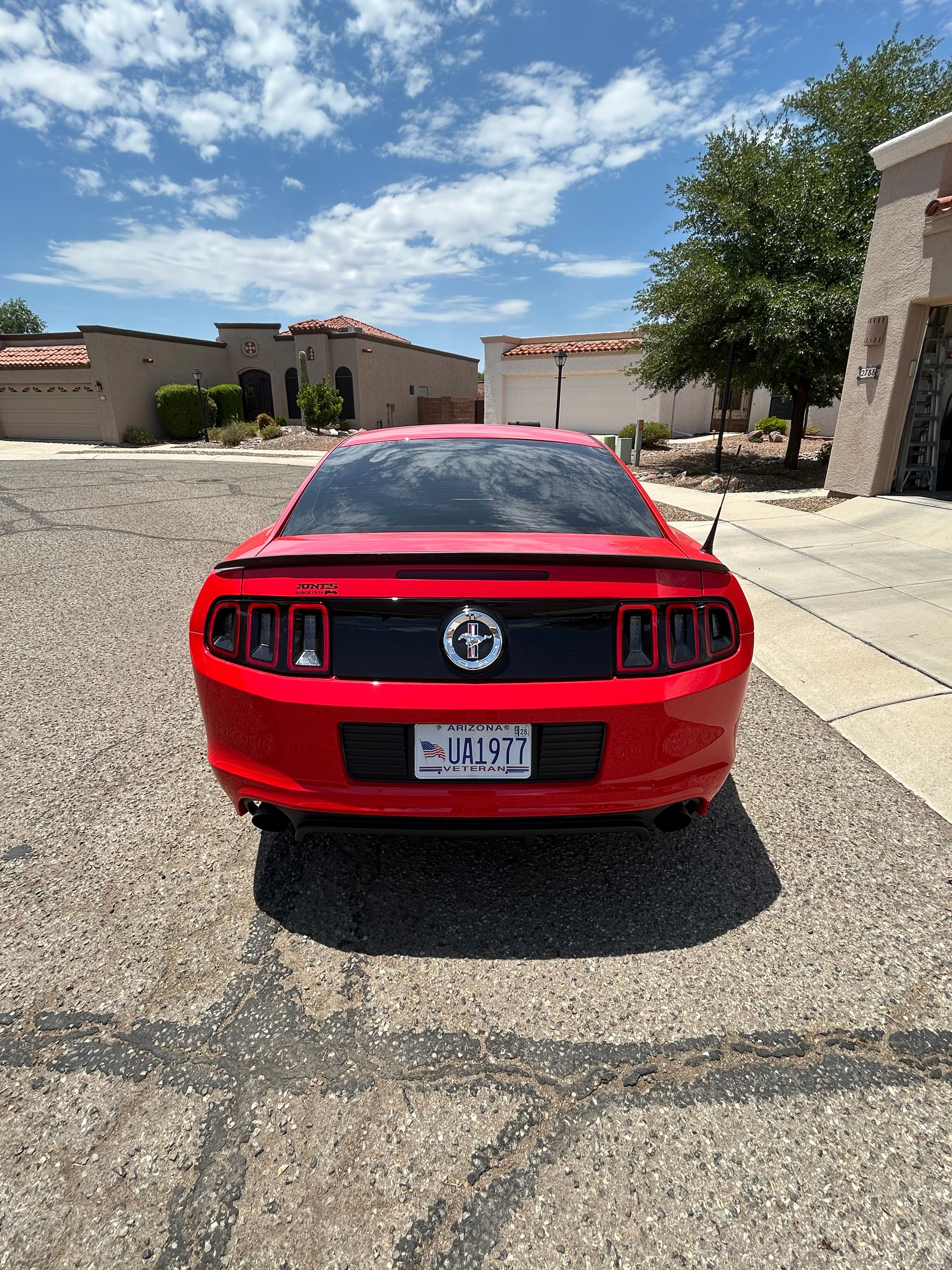 Used 2013 Ford Mustang Boss 302 w/ Boss 302 Accessory Pkg RWD image 2