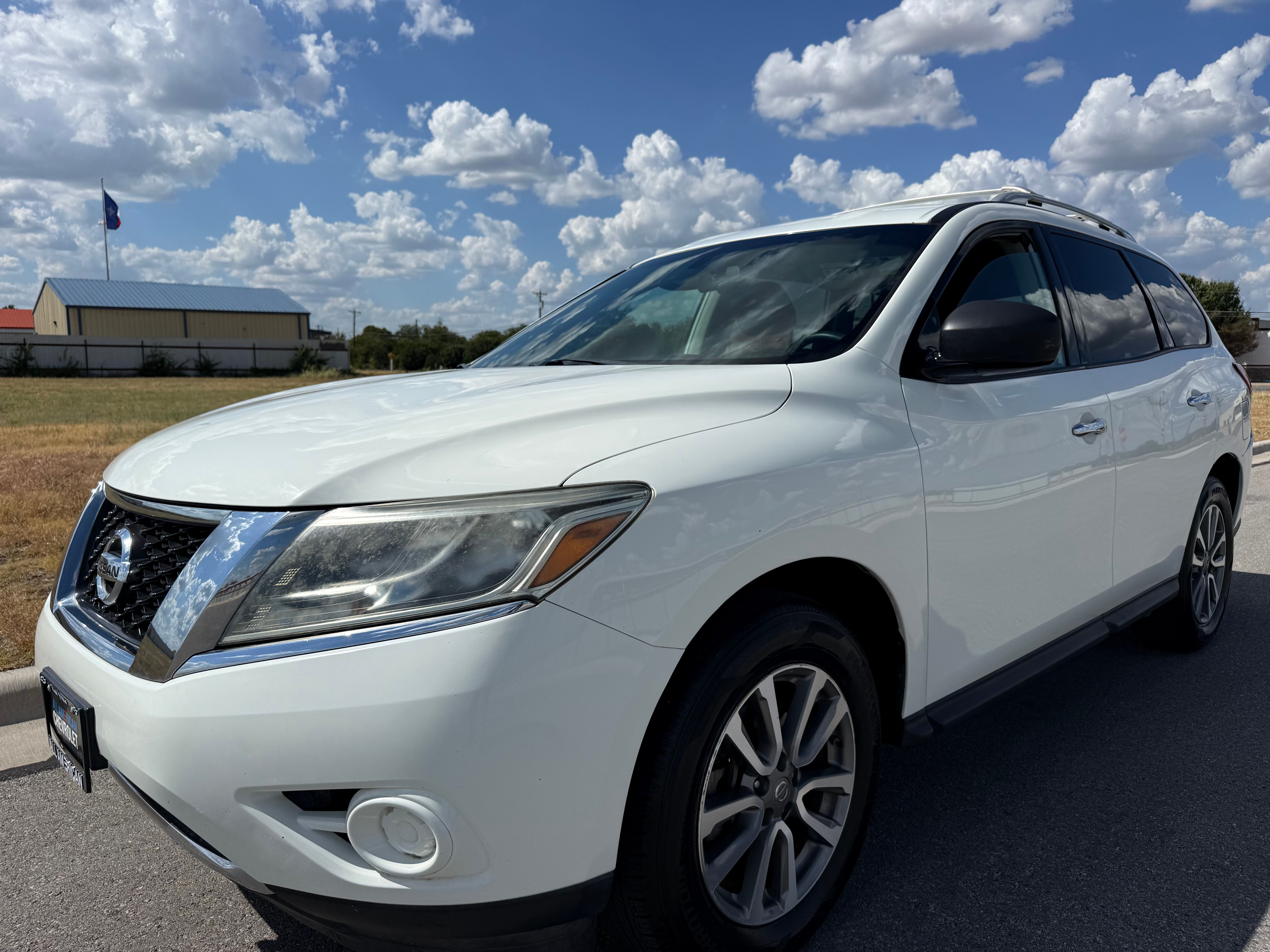 Used 2016 Nissan Pathfinder S FWD image 9