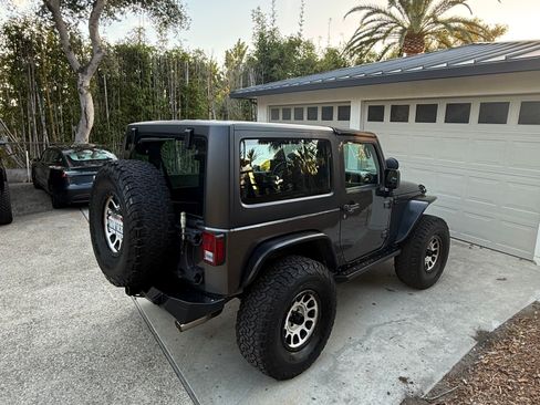Used 2016 Jeep Wrangler Sport w/ Quick Order Package 24S AWD/4WD image 6
