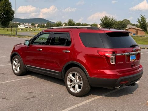 Used 2014 Ford Explorer Limited AWD/4WD image 2