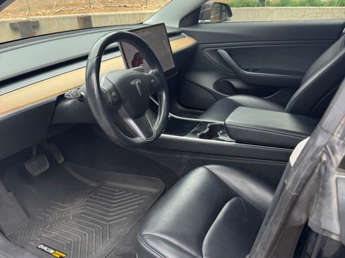 Used 2019 Tesla Model 3 Standard Range Plus image 15