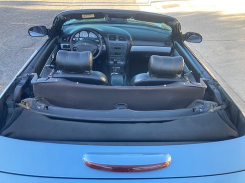 Used 2005 Ford Thunderbird RWD image 18