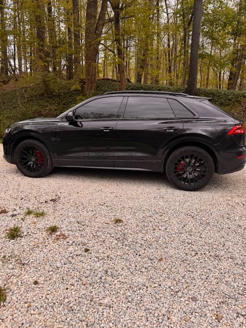 Used 2019 Audi Q8 Premium AWD/4WD image 2