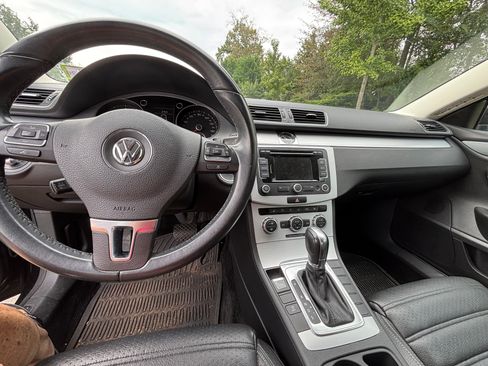 Used 2013 Volkswagen CC Sport Plus image 9