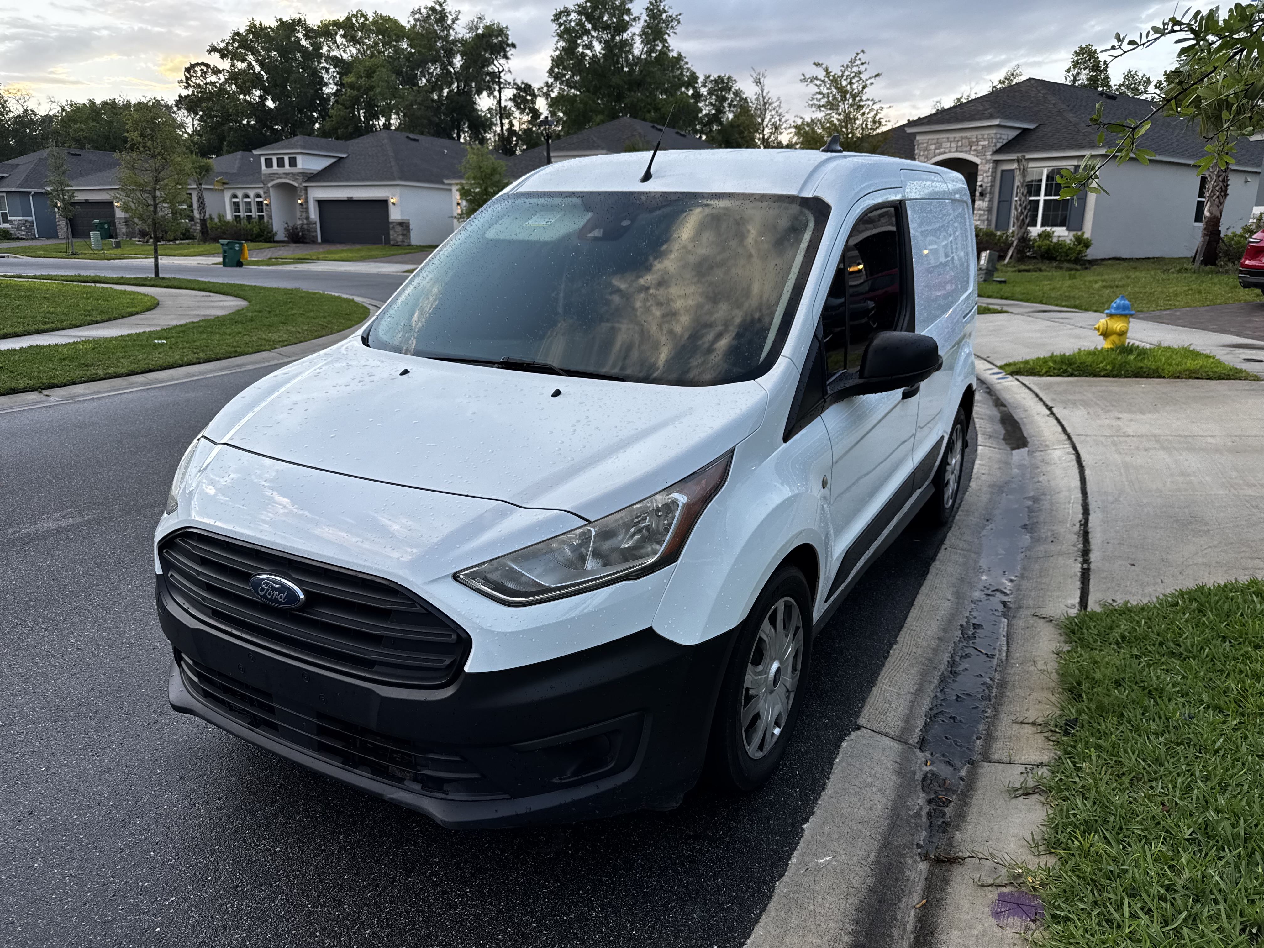 Used 2020 Ford Transit Connect XL FWD image 1
