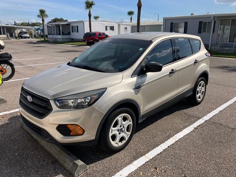 Used 2018 Ford Escape S image 1