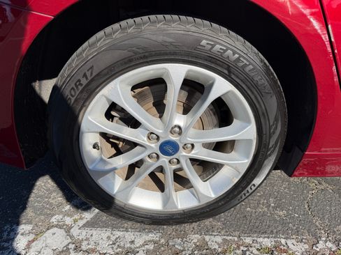 Used 2019 Ford Fusion Energi Titanium image 20