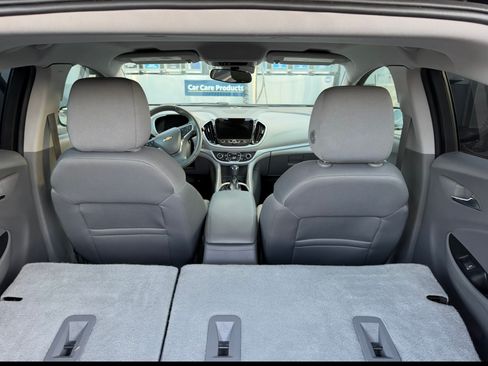 Used 2017 Chevrolet Volt LT w/ Comfort Package FWD image 14