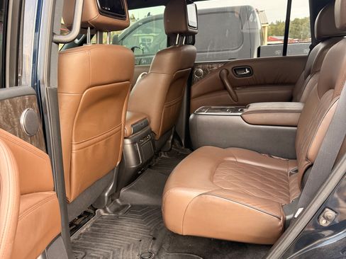 Used 2021 Nissan Armada Platinum w/ Captain's Chairs Package image 10