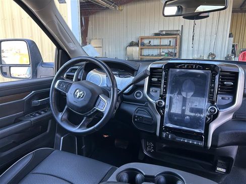 Used 2024 RAM 2500 Laramie image 9