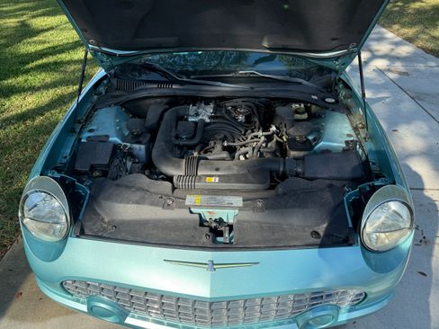 Used 2002 Ford Thunderbird image 5
