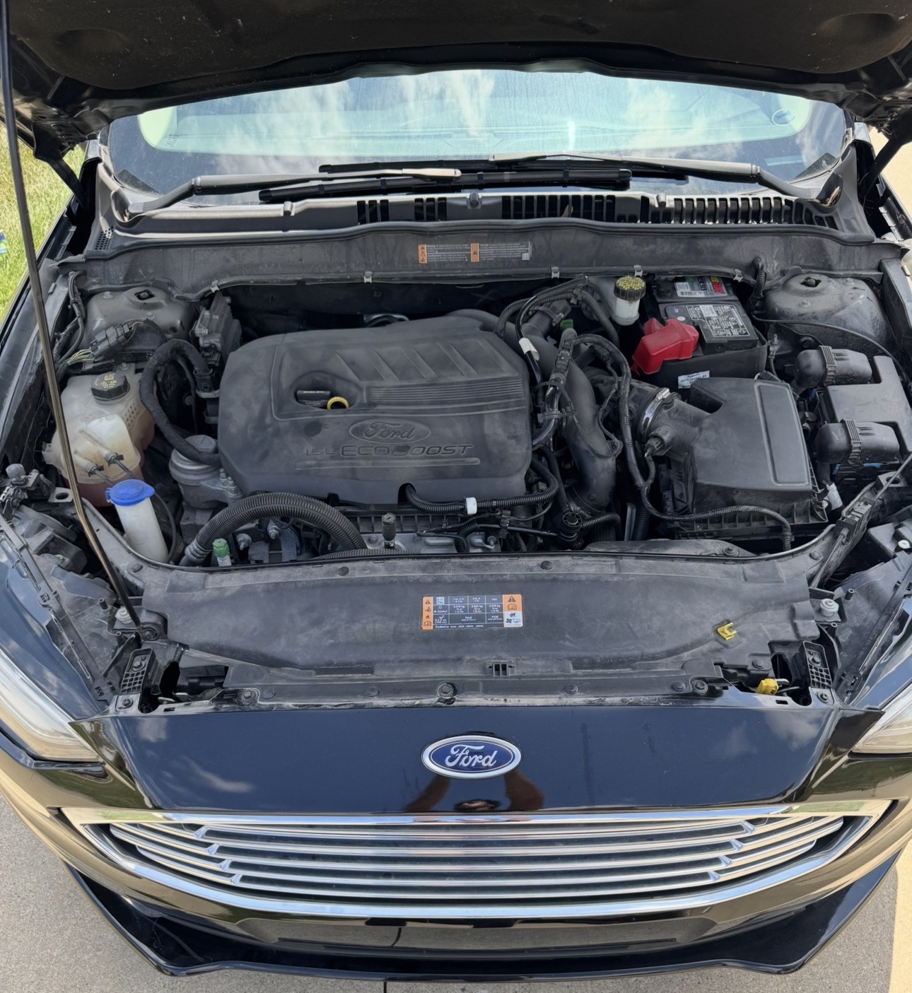Used 2017 Ford Fusion SE w/ Equipment Group 201A FWD image 13