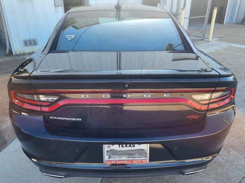 Used 2015 Dodge Charger R/T RWD image 8