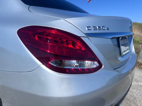 Used 2017 Mercedes-Benz C 350e Sedan image 10