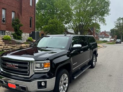 Used 2015 GMC Sierra 1500 SLT w/ SLT Crew Cab Value Package
