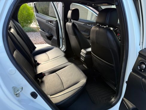Used 2018 Honda Civic Sport Touring image 11