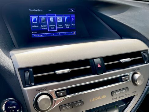 Used 2013 Lexus RX 450h FWD image 9