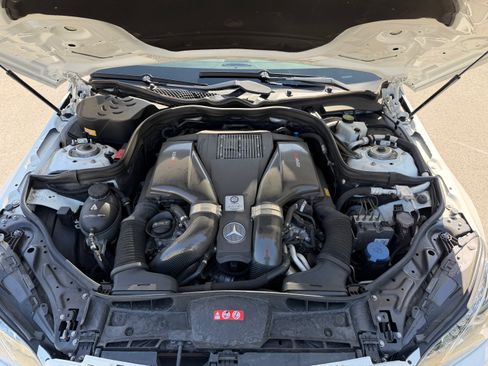 Used 2014 Mercedes-Benz E 63 AMG 4MATIC Sedan image 17