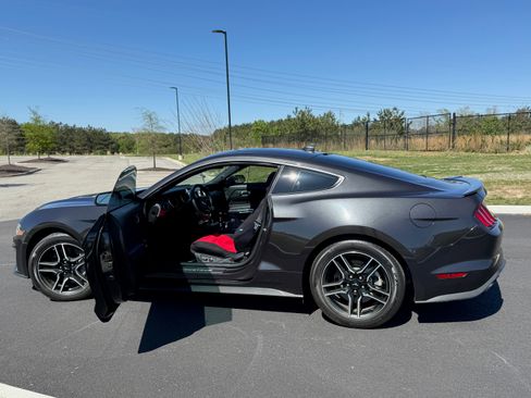 Used 2023 Ford Mustang GT w/ Equipment Group 301A image 4