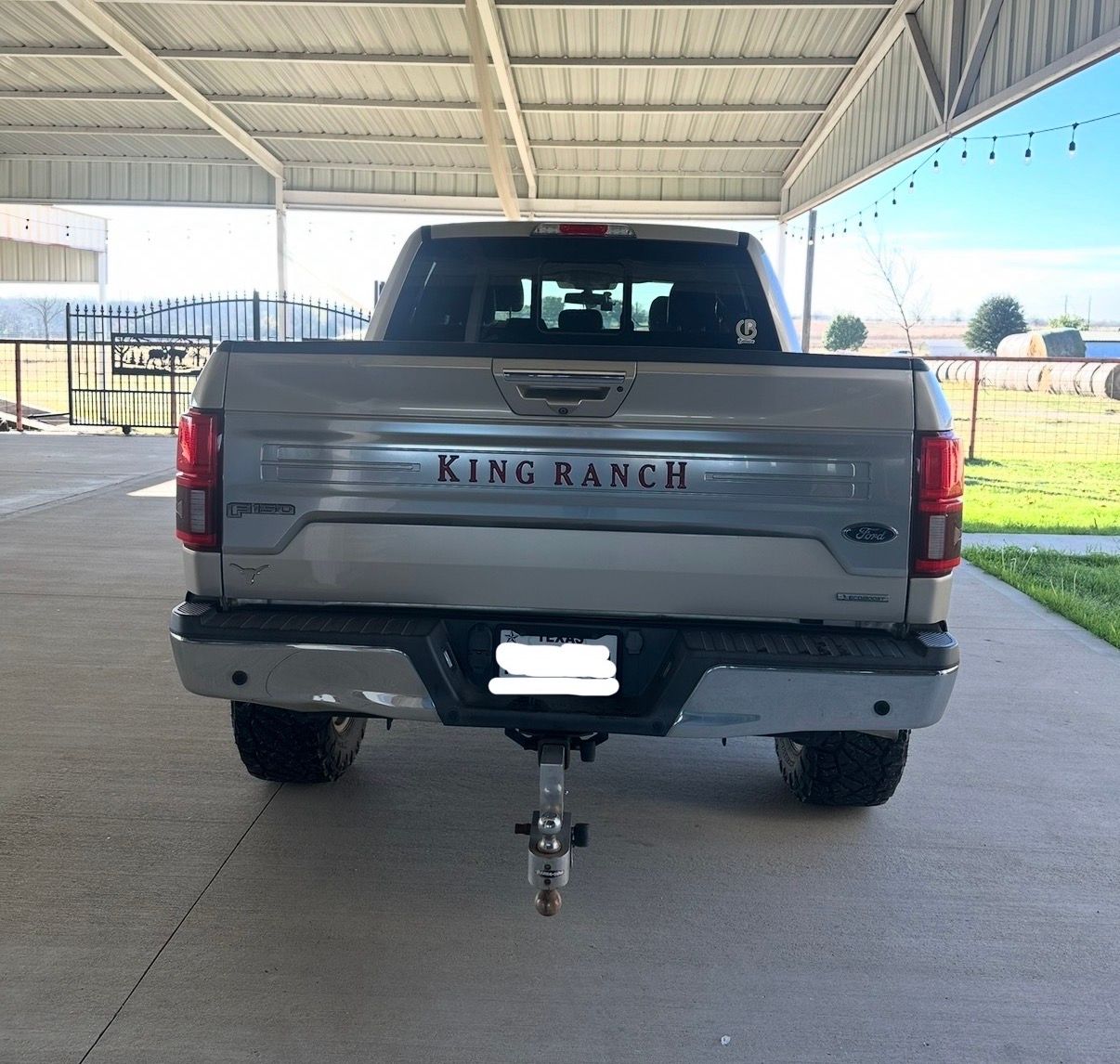 Used 2018 Ford F150 King Ranch w/ Equipment Group 601A Luxury AWD/4WD image 6