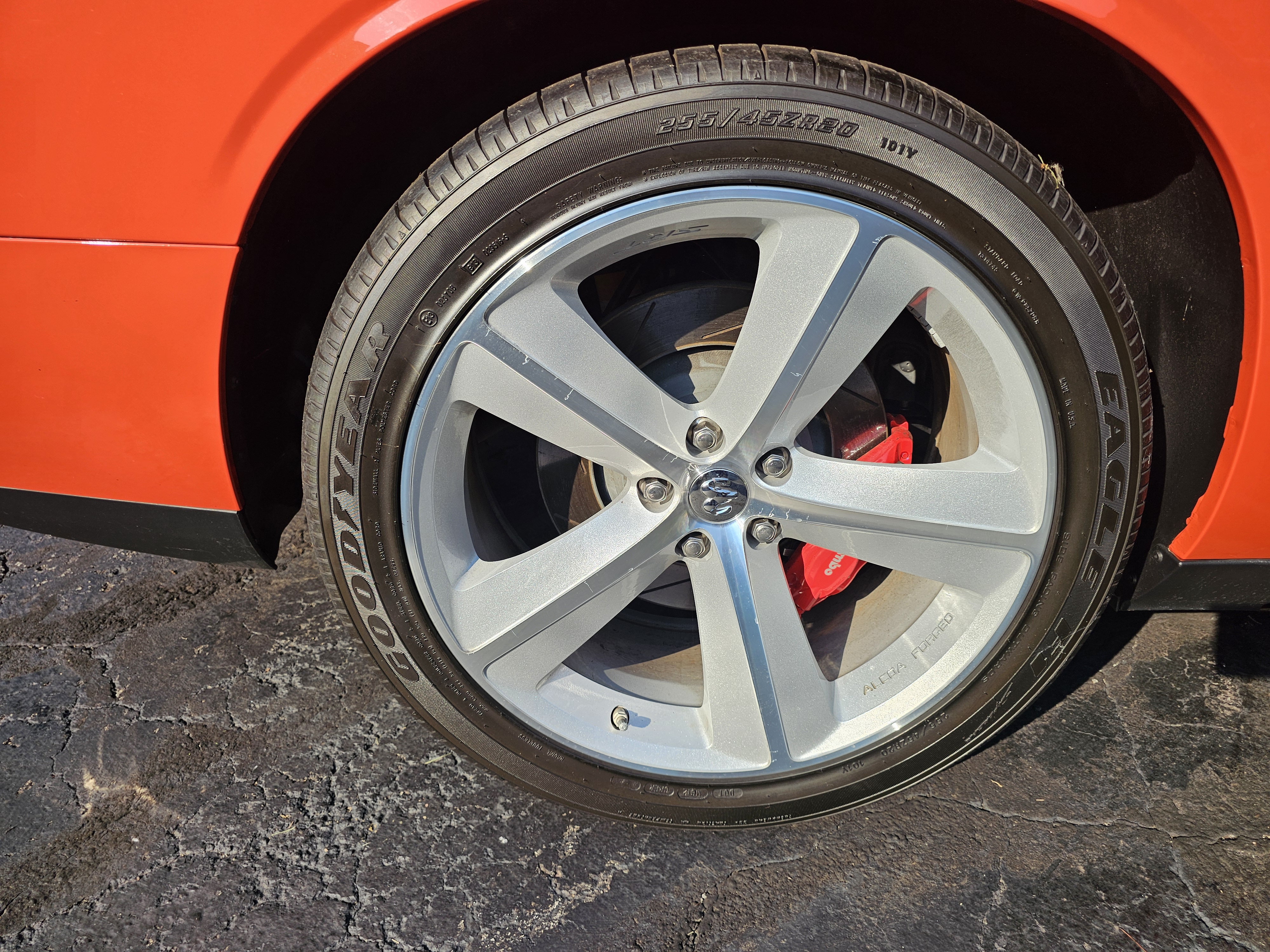Used 2008 Dodge Challenger SRT8 RWD image 16