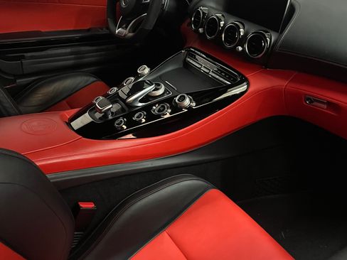 Used 2016 Mercedes-Benz AMG GT S image 14