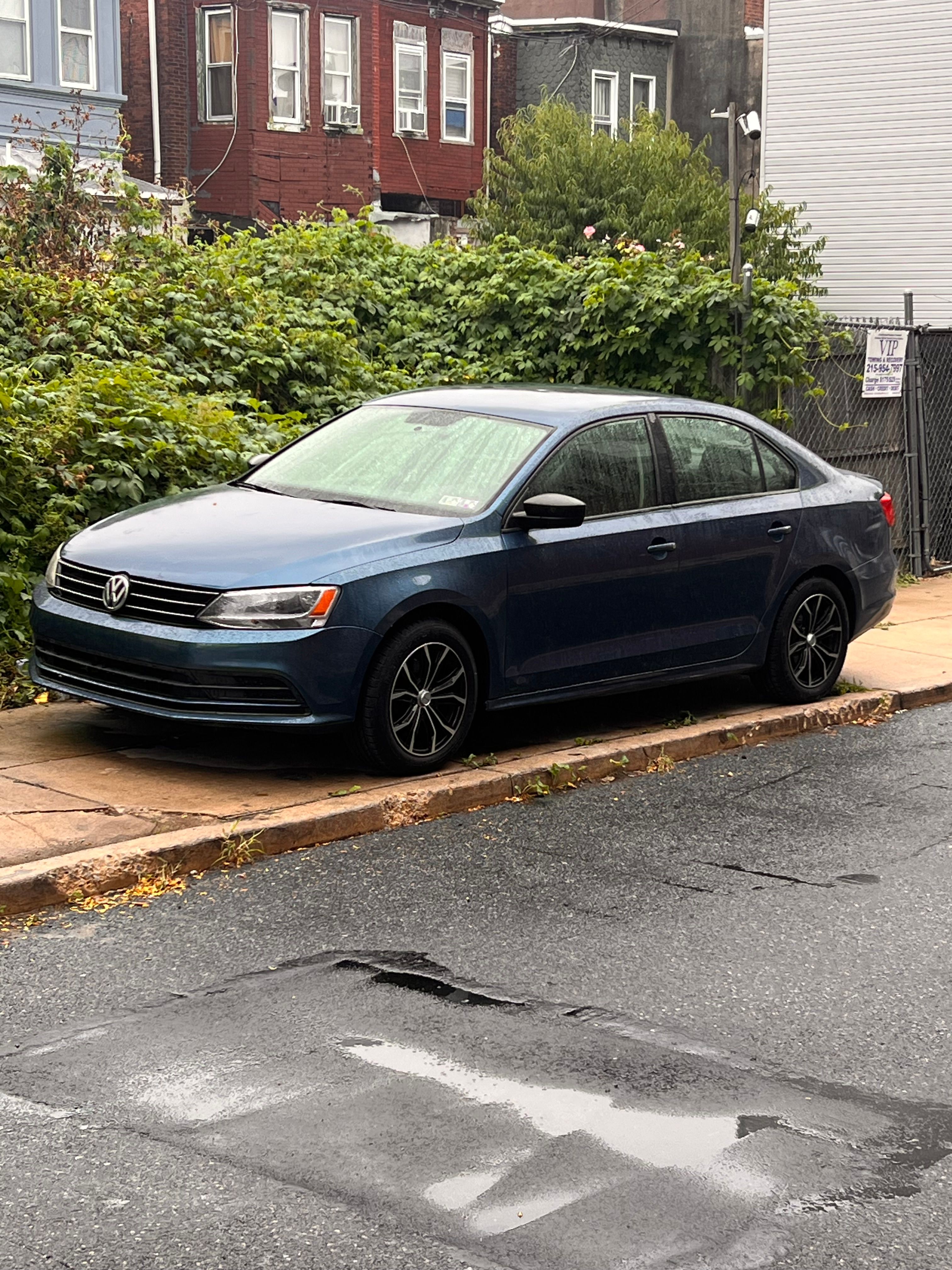 Used 2015 Volkswagen Jetta S FWD image 1