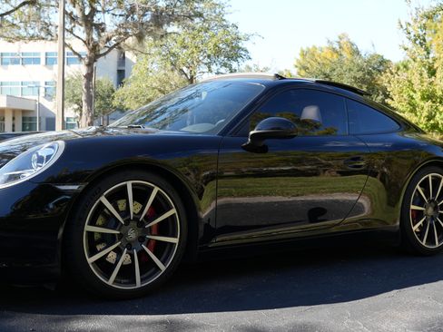 Used 2014 Porsche 911 Carrera S image 4
