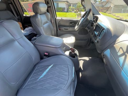 Used 2002 Ford F150 4x4 SuperCrew image 10