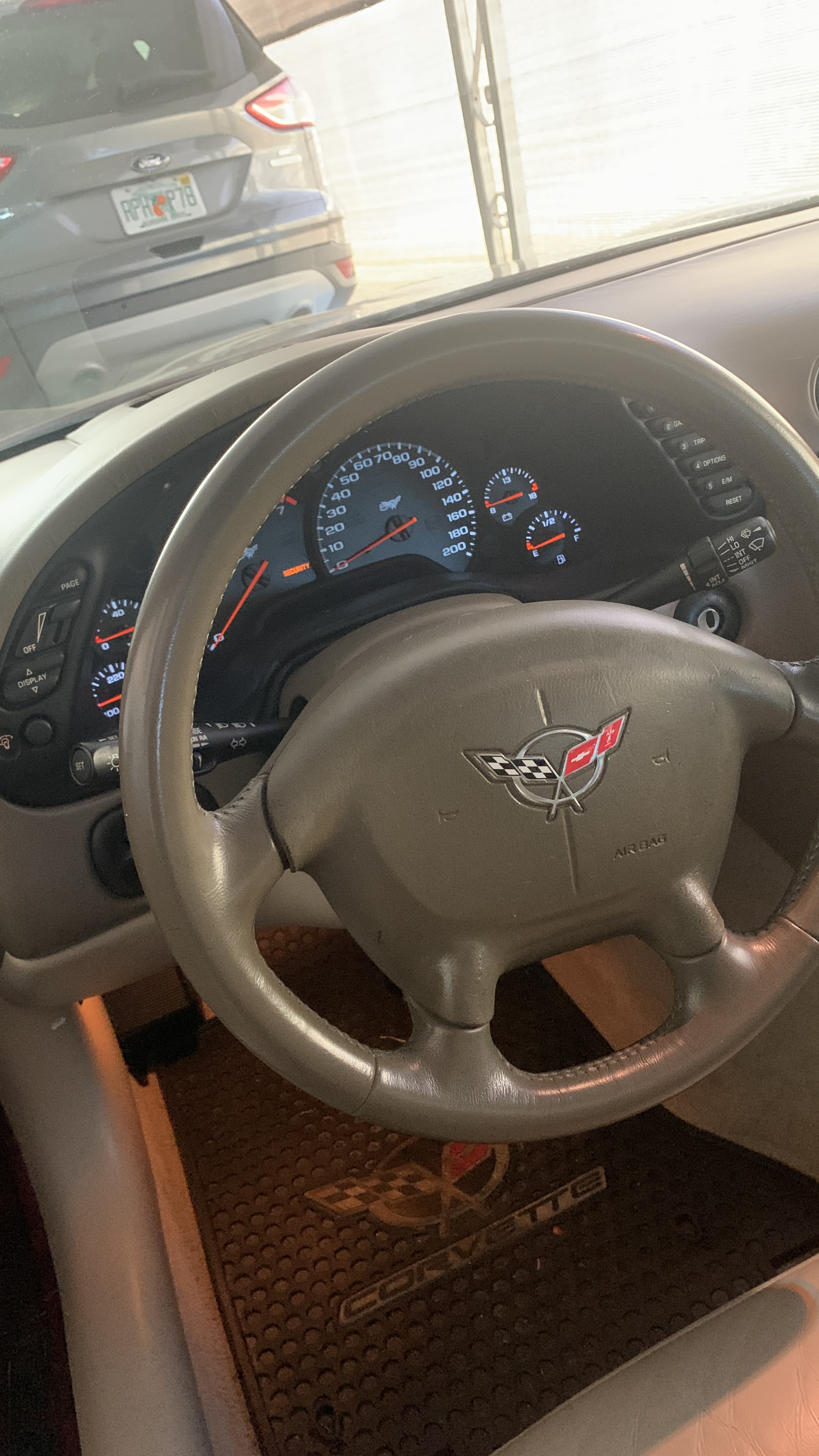 Used 2003 Chevrolet Corvette Coupe w/ Preferred Equipment Group RWD image 11