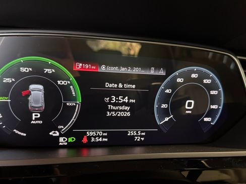 Used 2019 Audi e-tron Premium Plus image 14