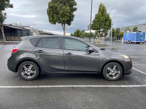 Used 2013 MAZDA MAZDA3 i Touring image 8
