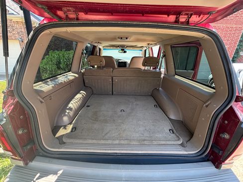 Used 2001 Ford Explorer Eddie Bauer AWD/4WD image 16