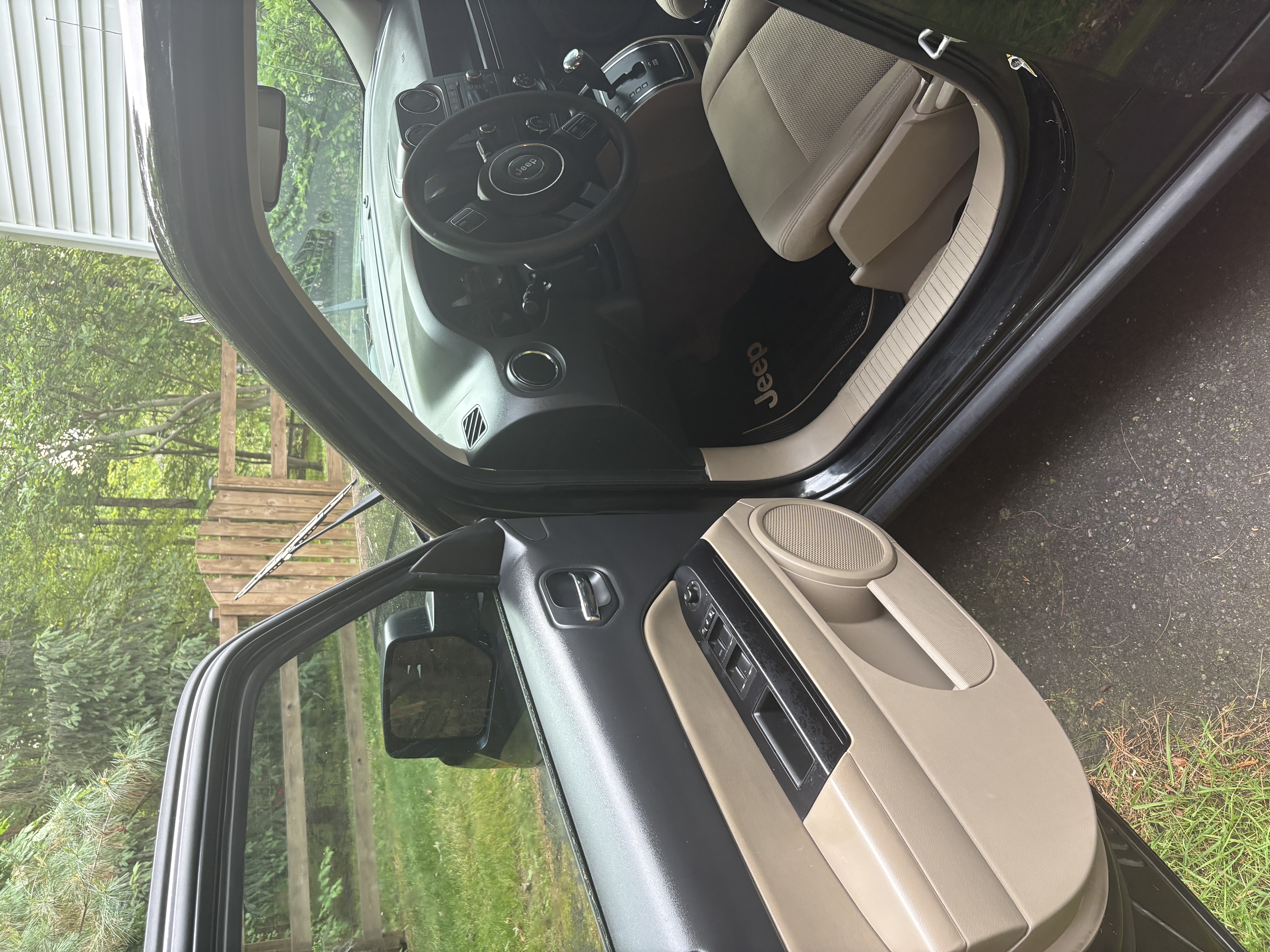 Used 2016 Jeep Patriot Sport w/ Power Value Group FWD image 9