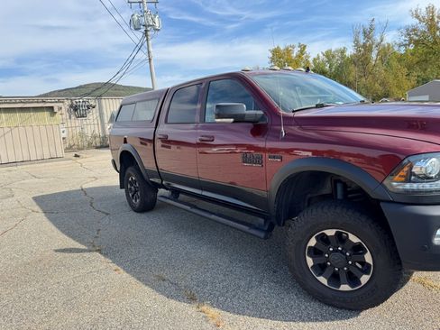 Used 2018 RAM 2500 Power Wagon w/ Leather & Luxury Group image 11