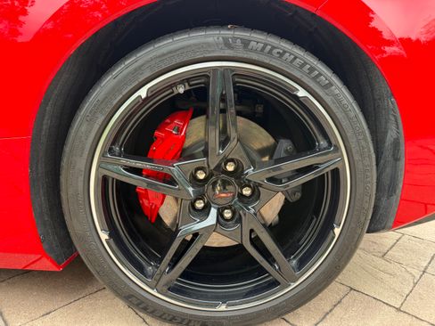 Used 2020 Chevrolet Corvette Stingray Preferred Cpe w/ 2LT Preferred Equipment Group RWD image 11