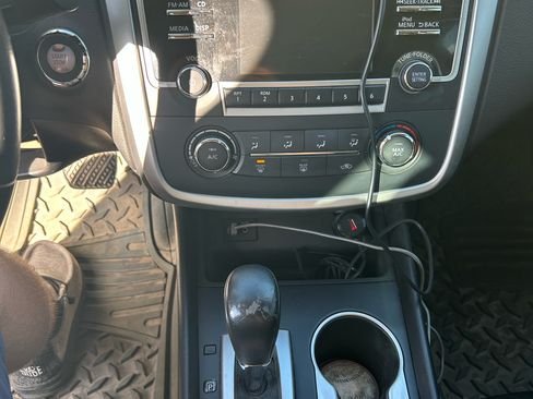 Used 2017 Nissan Altima 2.5 SR image 9