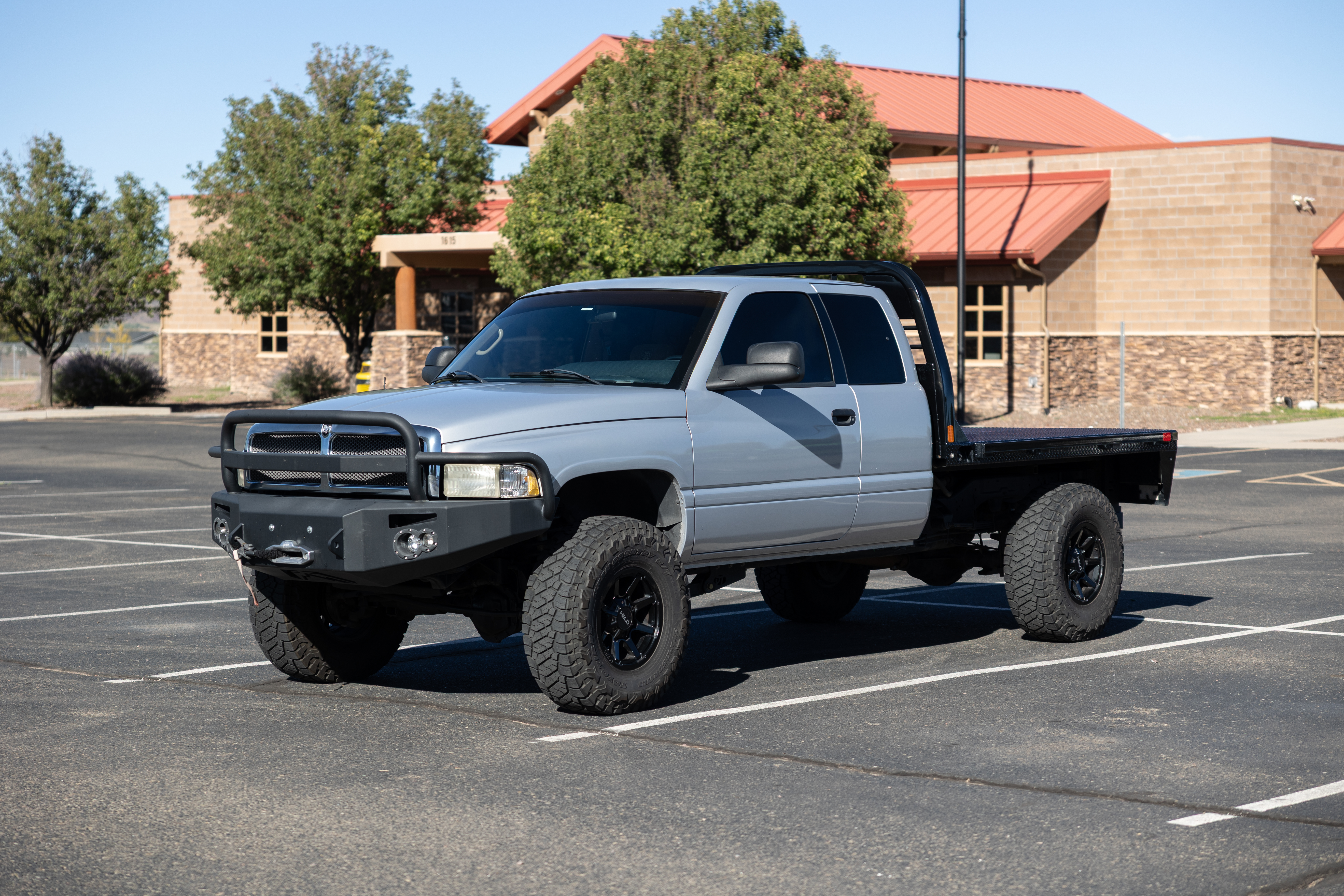 Used 1997 Dodge Ram 2500 Truck 4x4 Club Cab image 2
