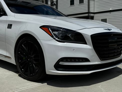 Used 2018 Genesis G80 5.0 Ultimate RWD image 5