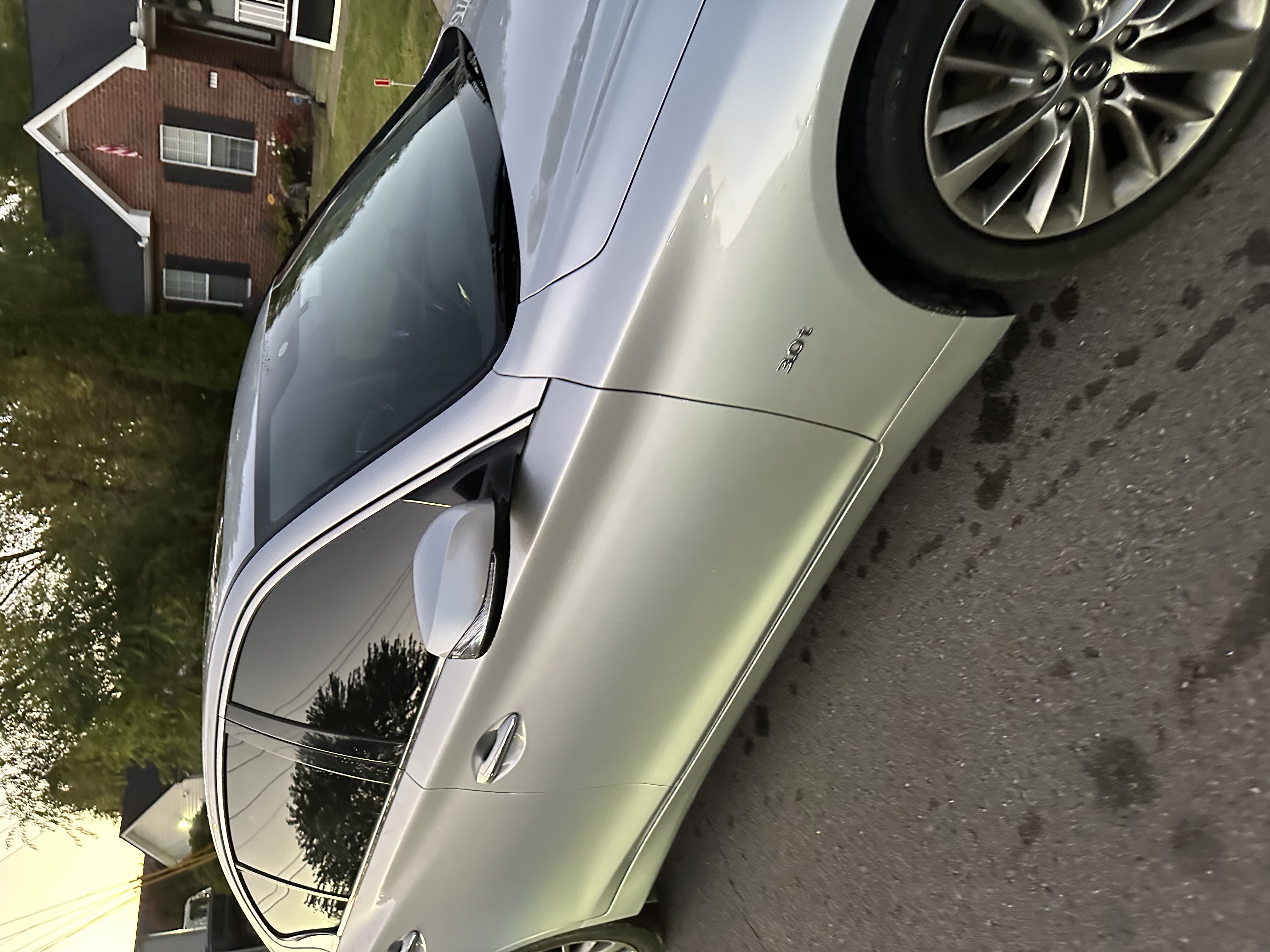 Used 2019 INFINITI Q50 Luxe RWD image 4