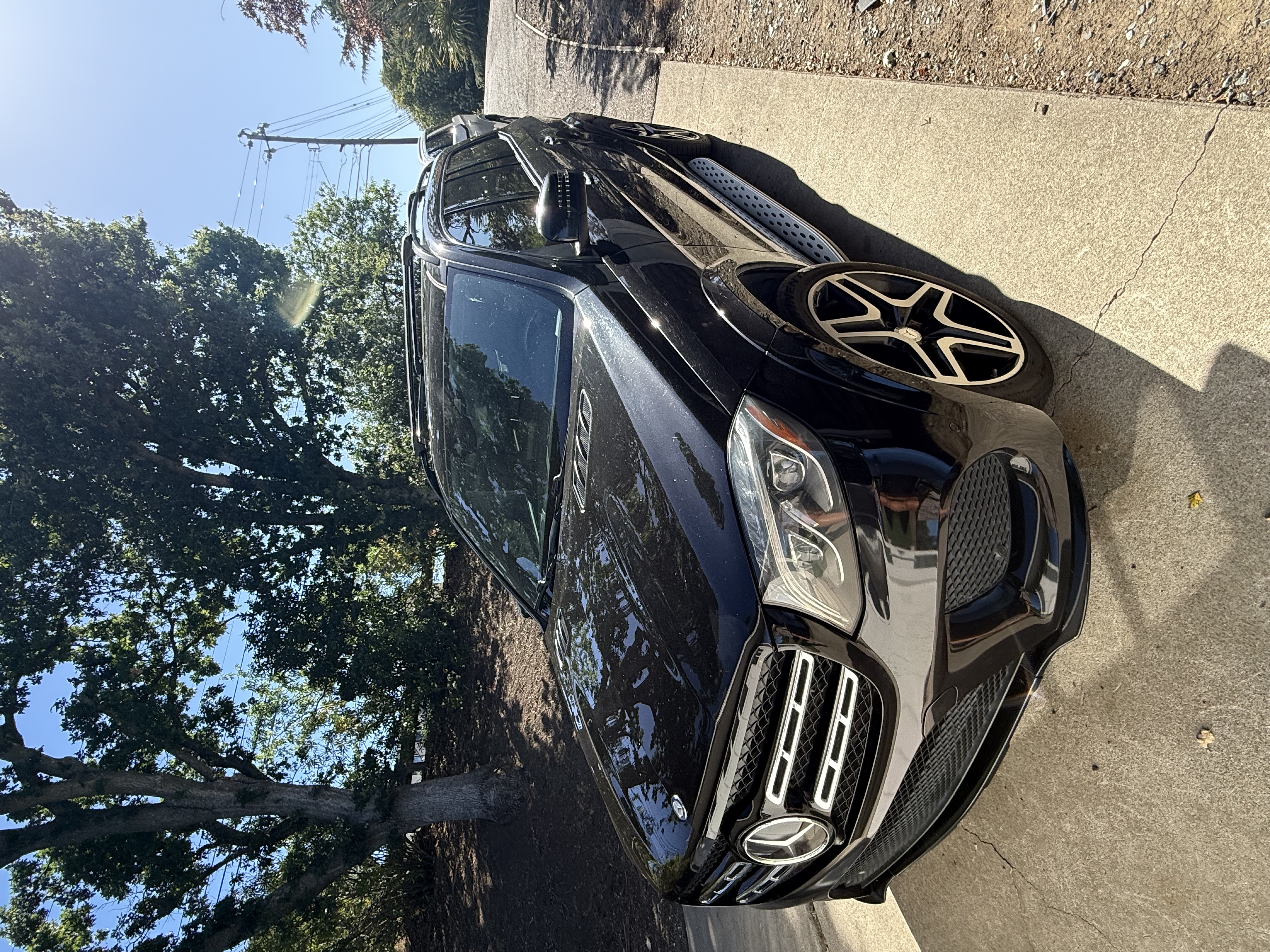 Used 2017 Mercedes-Benz GLS 550 4MATIC image 1