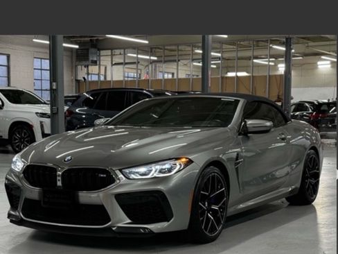 Used 2020 BMW M8 Convertible image 1