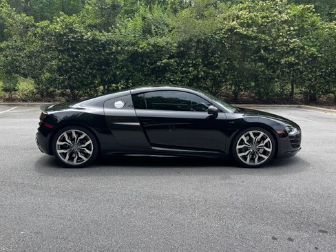 Used 2012 Audi R8 V10 AWD/4WD image 5