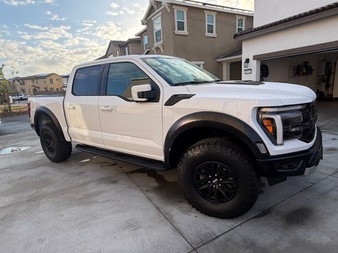 Used 2025 Ford F150 Raptor image 1