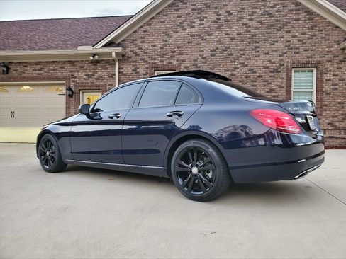 Used 2017 Mercedes-Benz C 300 Sedan image 2