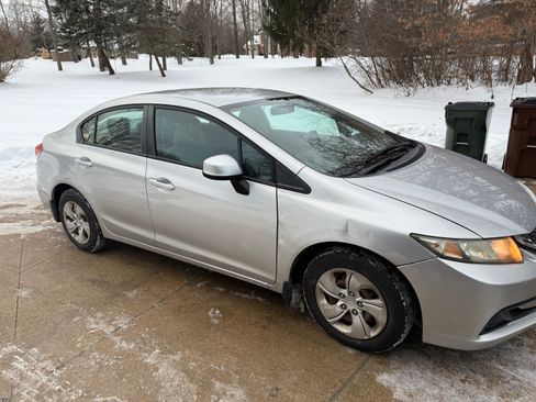 Used 2013 Honda Civic LX image 9