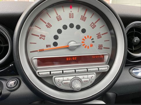 Used 2010 MINI Cooper S image 12