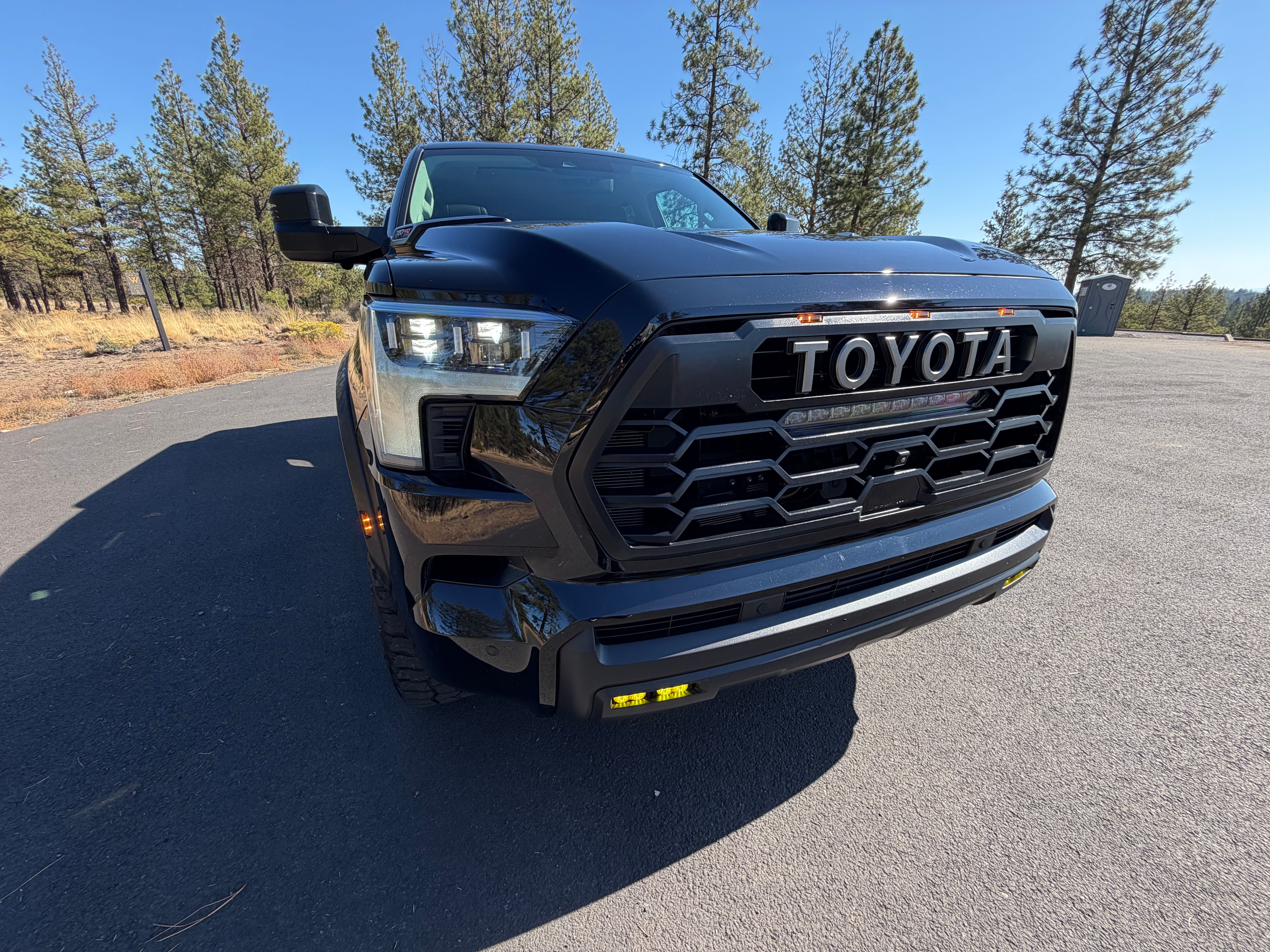 Used 2023 Toyota Sequoia TRD Pro AWD/4WD image 6