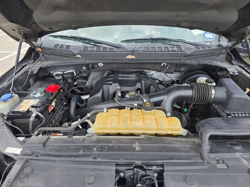 Used 2015 Ford F150 XLT w/ Equipment Group 301A Mid image 12